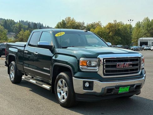 Used 2015 GMC Sierra 1500 SLT w/ SLT Preferred Package AWD/4WD image 3