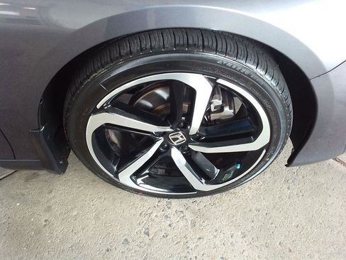 Used 2020 Honda Accord Sport image 29