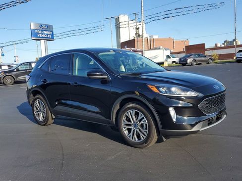 Certified 2022 Ford Escape SEL image 2