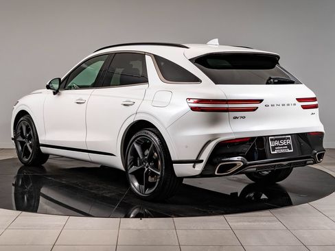Used 2026 Genesis GV70 2.5T Sport Prestige AWD/4WD image 6