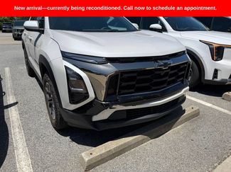 Used 2025 Chevrolet Equinox ACTIV w/ Convenience Package III AWD/4WD video 1