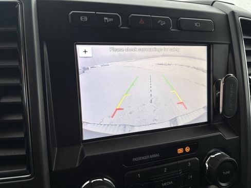 Used 2019 Ford F250 XLT w/ XLT Value Package image 37