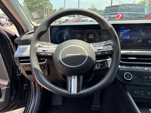 Used 2024 Hyundai Sonata SEL FWD image 21