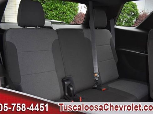 Used 2023 Chevrolet Traverse LT FWD image 23