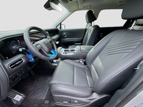 New 2026 Hyundai Palisade SEL Premium FWD image 14