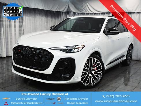 Used 2025 Audi SQ5 Premium Plus w/ Premium Plus Package image 1