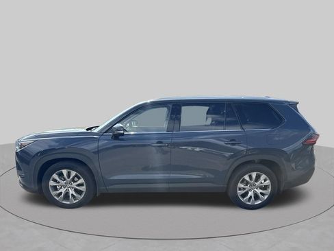 Used 2026 Toyota Grand Highlander FWD image 9