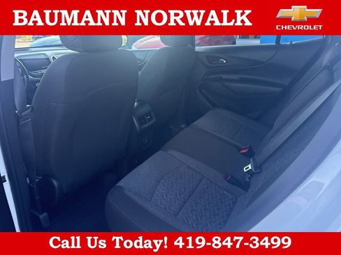Used 2023 Chevrolet Equinox LT FWD image 30