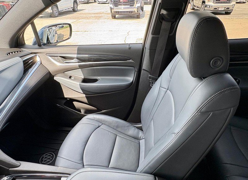 Used 2023 Buick Enclave Essence w/ Experience Buick Package FWD image 16