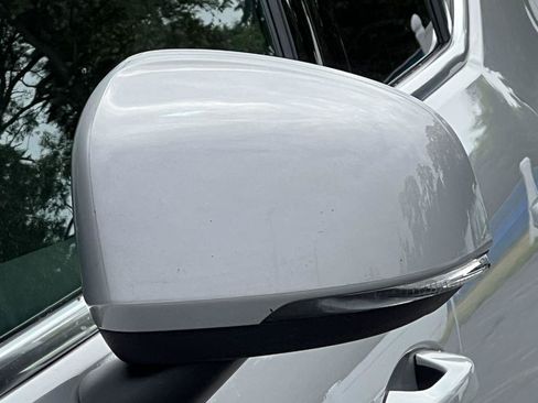 Used 2024 Volvo XC40 B5 Core AWD/4WD image 30