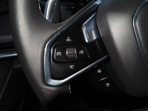 Used 2023 Chevrolet Corvette Stingray Preferred Cpe w/ Engine Appearance Package image 32