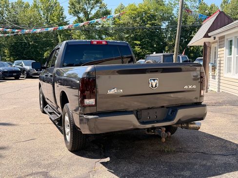 Used 2019 RAM 1500 Express AWD/4WD image 5