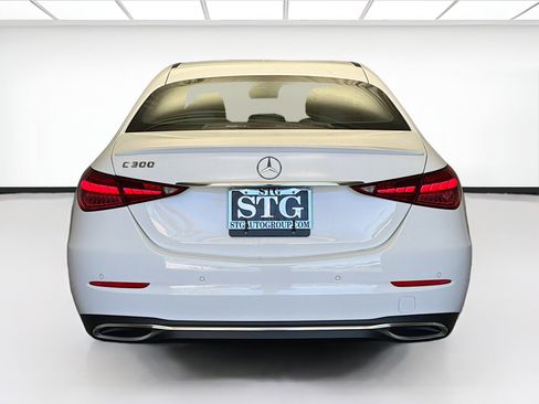 Used 2023 Mercedes-Benz C 300 Sedan image 5
