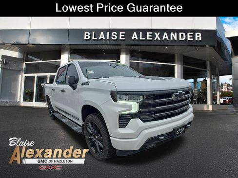 Used 2023 Chevrolet Silverado 1500 High Country w/ High Country Premium Package AWD/4WD image 1