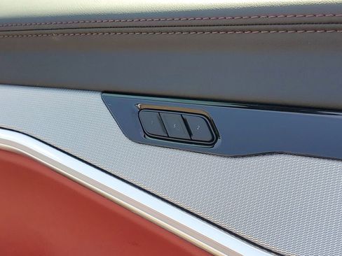 Used 2024 Jeep Wagoneer Launch Edition AWD/4WD image 23