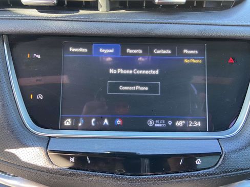 Used 2025 Cadillac XT5 Premium Luxury image 13