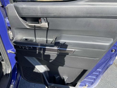 Used 2025 Toyota Tacoma TRD Off-Road image 42