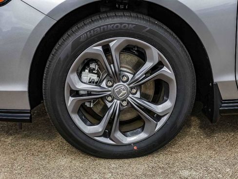New 2026 Honda Accord EX-L image 5