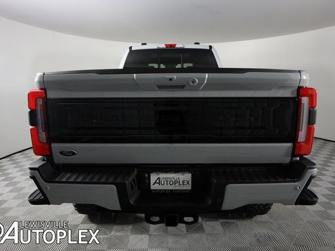 Used 2025 Ford F250 Platinum image 6