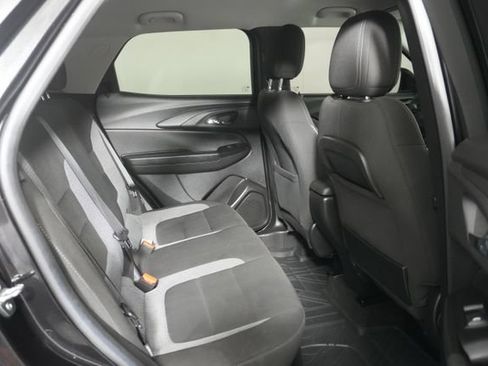 Used 2023 Chevrolet TrailBlazer LT FWD image 23