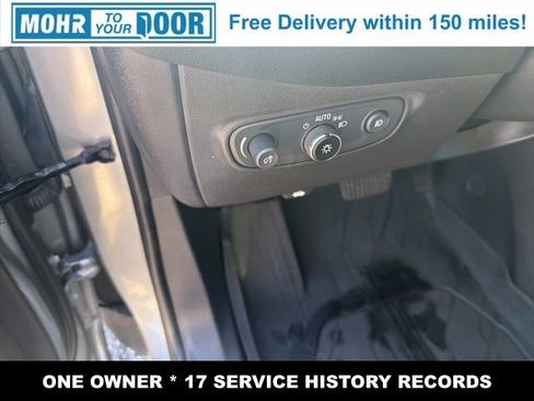 Used 2023 Chevrolet Equinox Premier AWD/4WD image 15