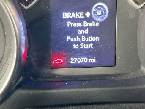 Used 2023 Jeep Wrangler Willys image 12