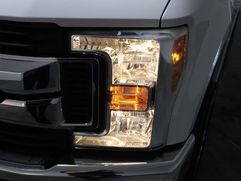 Used 2019 Ford F250 XL w/ STX Appearance Package image 49