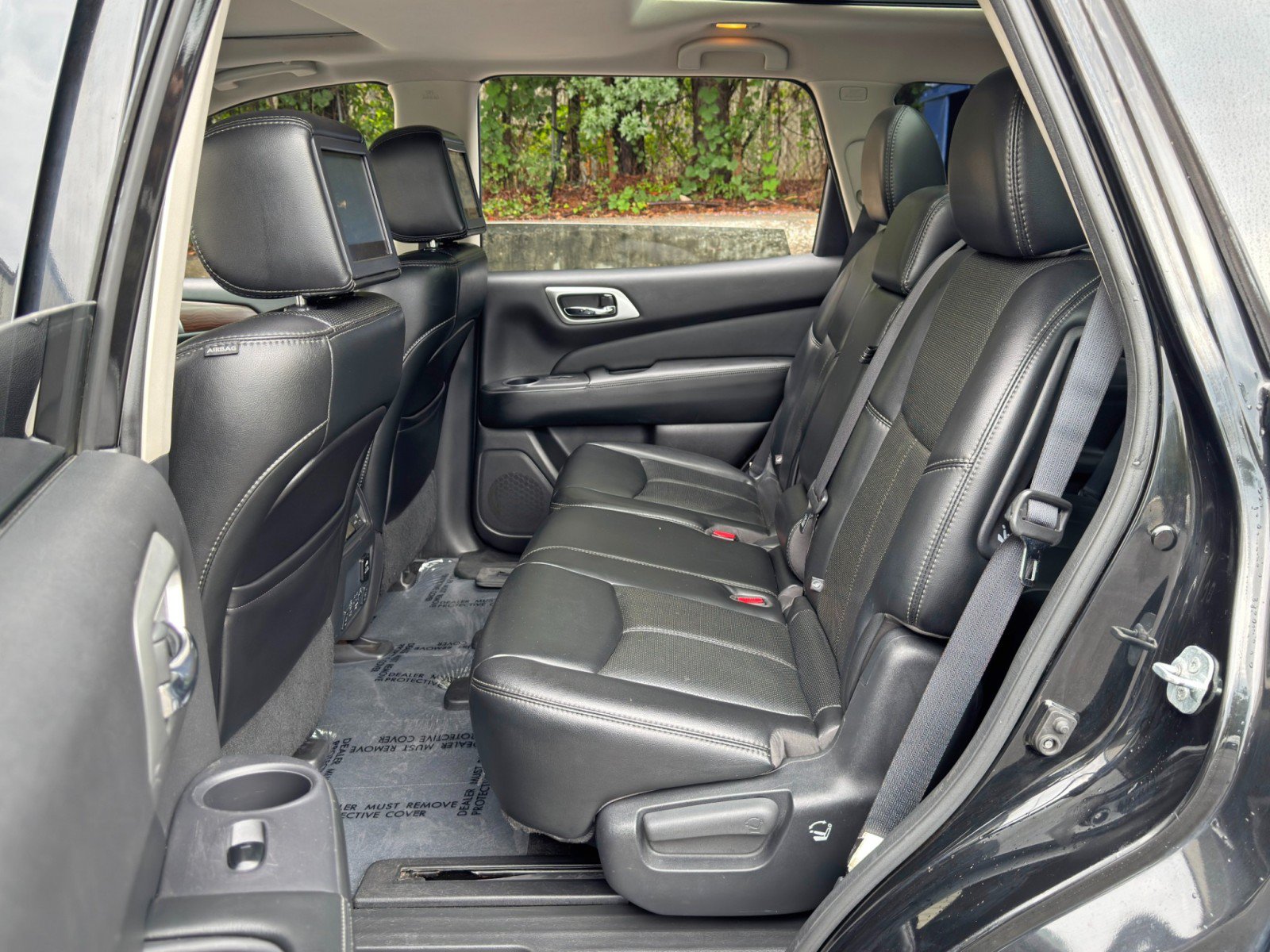 Used 2017 Nissan Pathfinder Platinum AWD/4WD image 45
