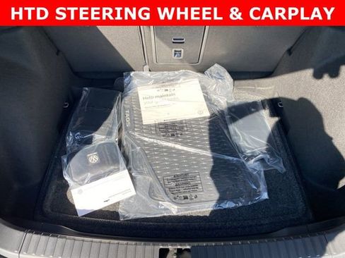 New 2025 Volkswagen Taos SE image 57