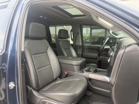 Used 2020 GMC Sierra 3500 Denali w/ Denali Ultimate Package AWD/4WD image 22