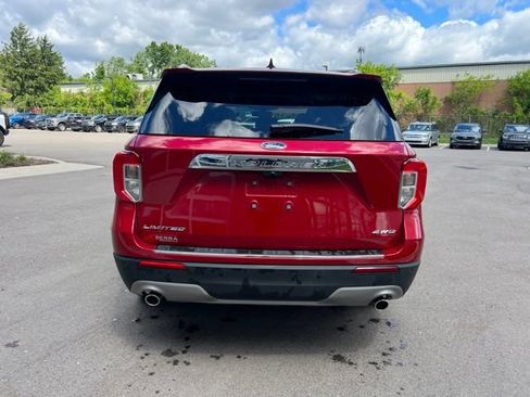 Used 2023 Ford Explorer Limited w/ Equipment Group 301A AWD/4WD image 6
