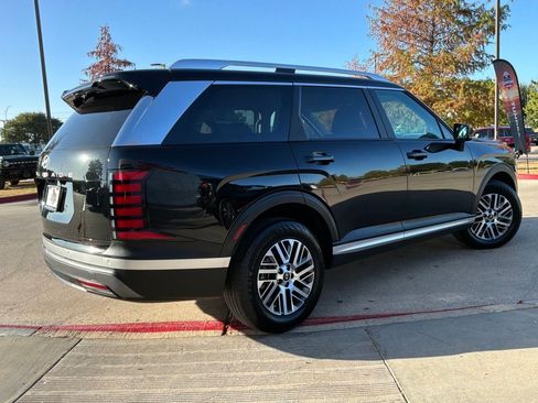 Used 2026 Hyundai Palisade SEL FWD image 6