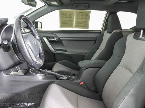 Used 2016 Scion tC image 18