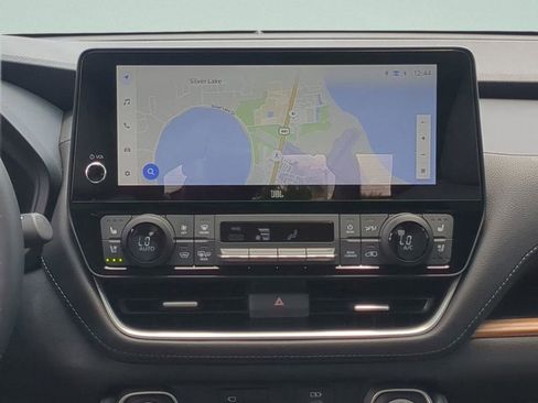 Used 2025 Toyota Grand Highlander FWD image 17