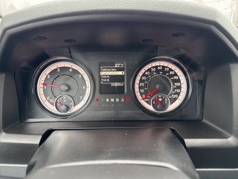 Used 2018 RAM 1500 Express image 10