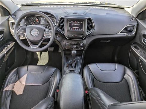 Used 2020 Jeep Cherokee Latitude Plus FWD image 14