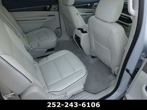 Used 2026 Buick Enclave Avenir w/ Super Cruise Package FWD image 47