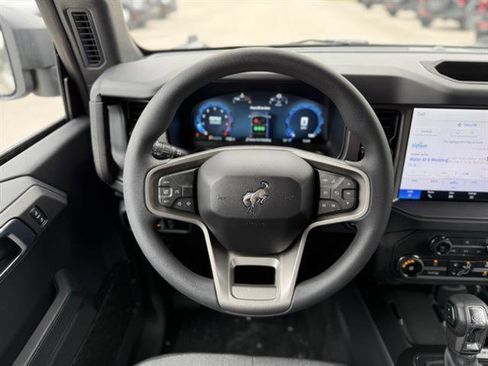 New 2025 Ford Bronco 4-Door image 16