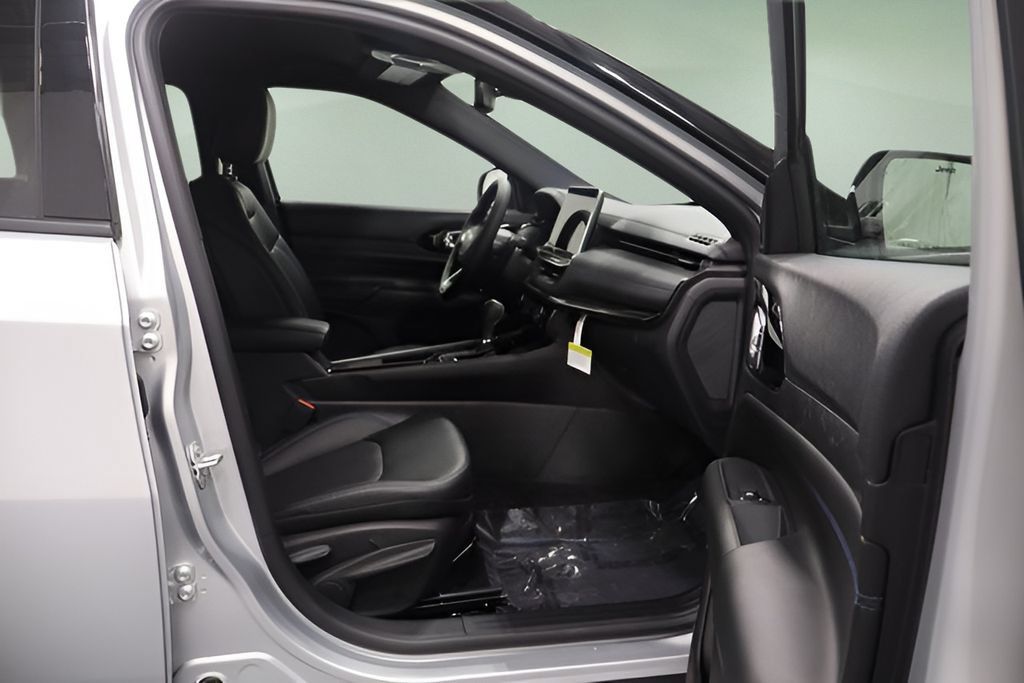 Used 2026 Jeep Compass Limited AWD/4WD image 17