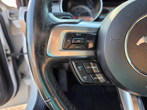 Used 2018 Ford Mustang Coupe w/ Equipment Group 101A RWD image 27