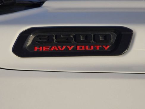 Used 2020 RAM 3500 Laramie image 33