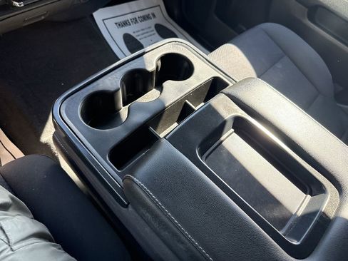 Used 2018 Chevrolet Silverado 1500 LT w/ All Star Edition image 24