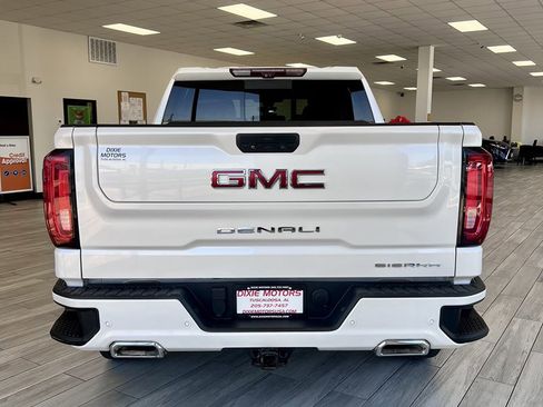 Used 2020 GMC Sierra 1500 Denali w/ Denali Ultimate Package image 8
