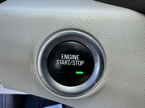 Used 2018 GMC Terrain Denali w/ Advanced Safety Package image 18