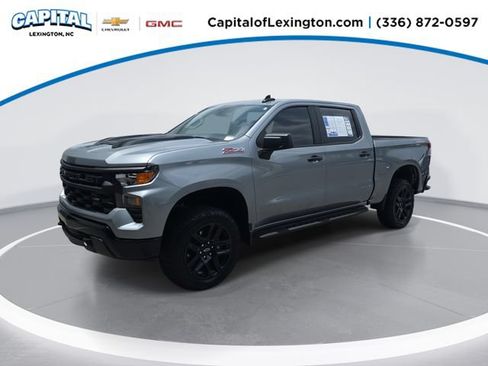 Used 2025 Chevrolet Silverado 1500 Custom Trail Boss AWD/4WD image 1