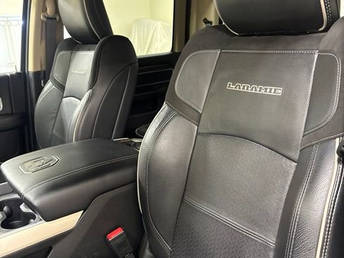 Used 2020 RAM 2500 Laramie RWD image 15