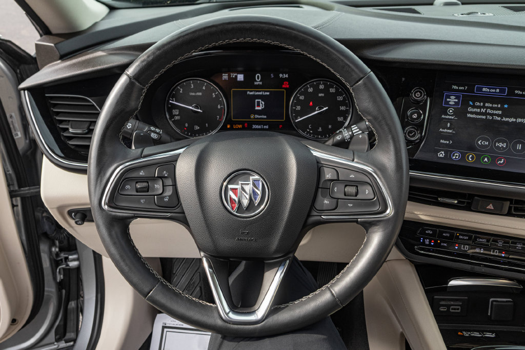 Used 2023 Buick Envision Avenir AWD/4WD image 23
