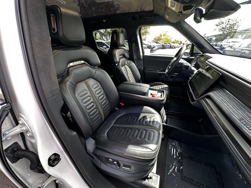 Used 2022 Rivian R1T Launch Edition AWD/4WD image 17