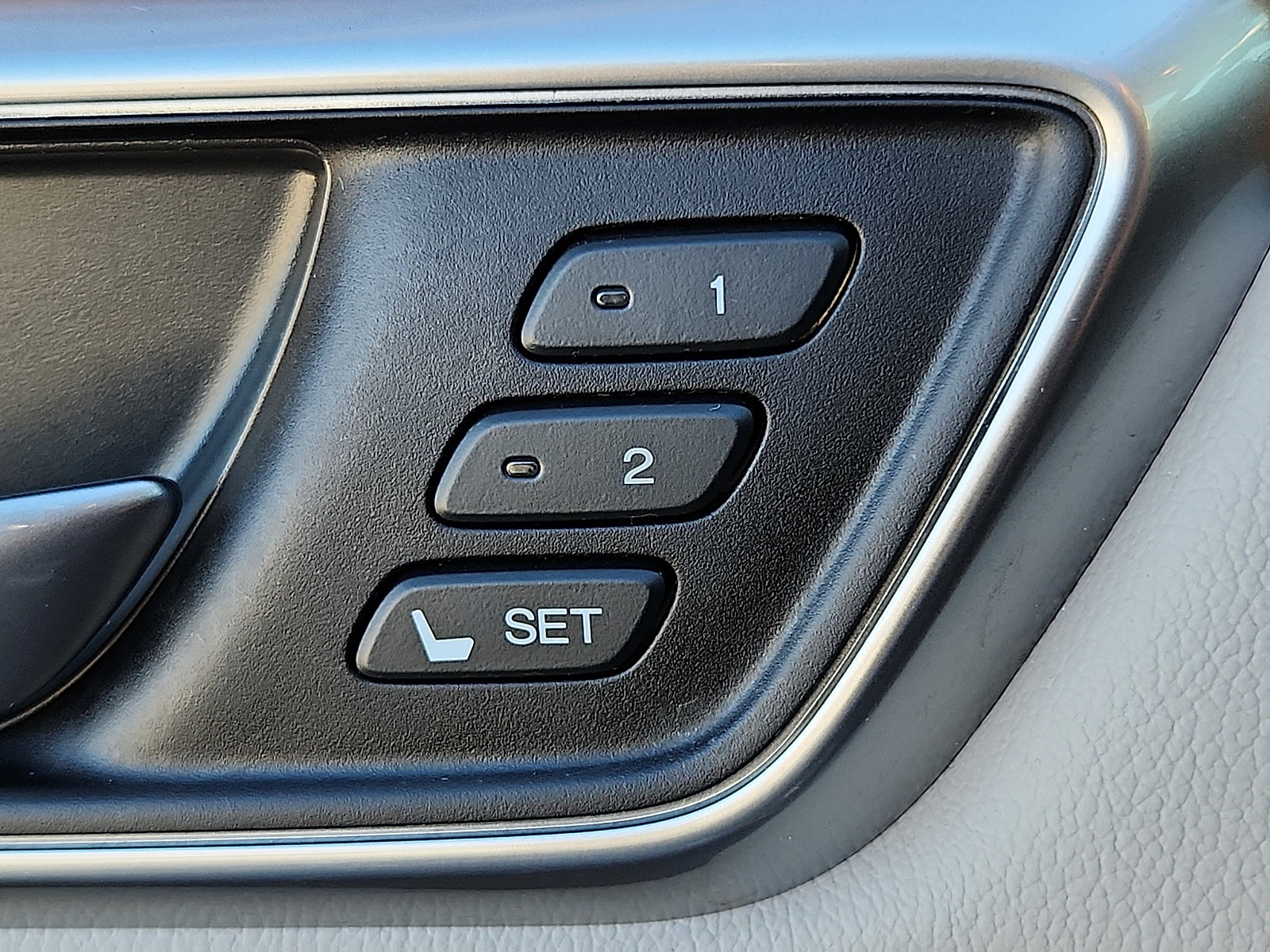 Used 2019 Honda CR-V EX-L image 27