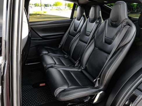 Used 2016 Tesla Model X 75D AWD/4WD image 37
